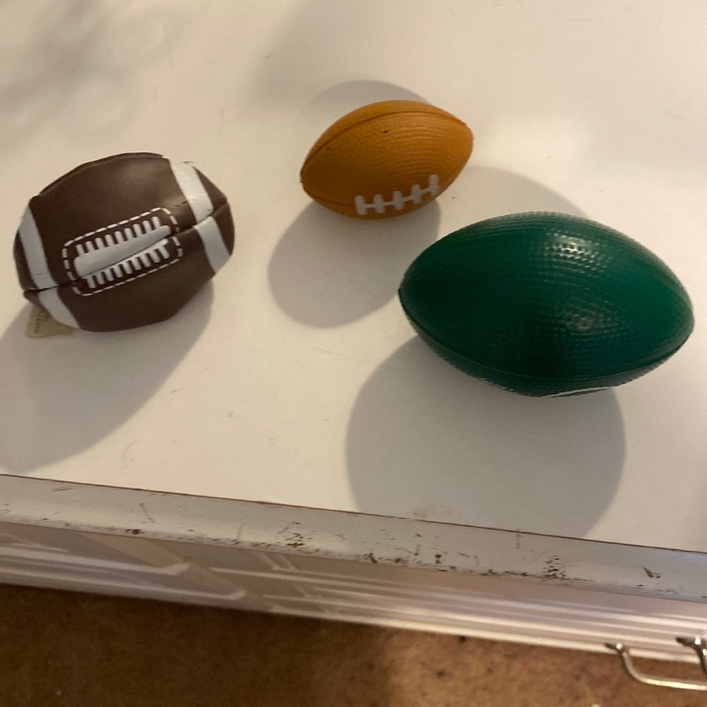 Football squishy pack